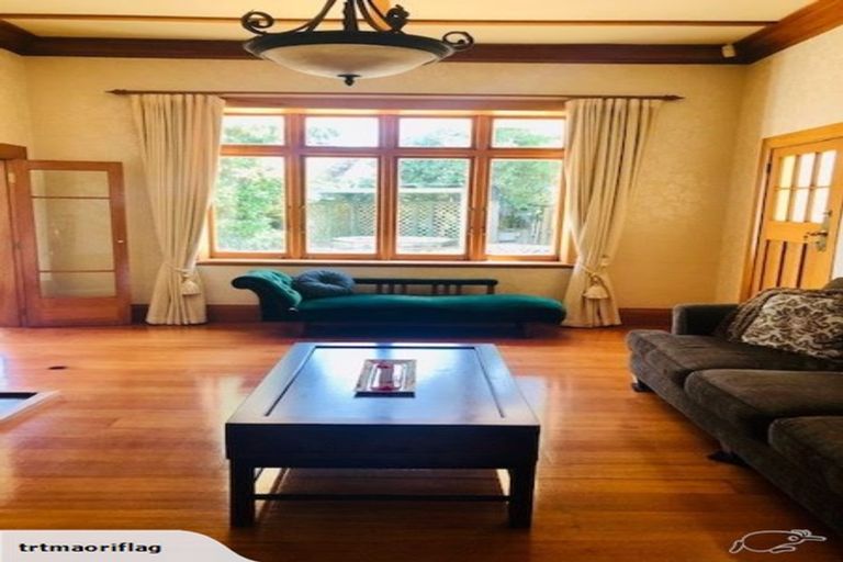 Photo of property in 92 Wood Street, Takaro, Palmerston North, 4410