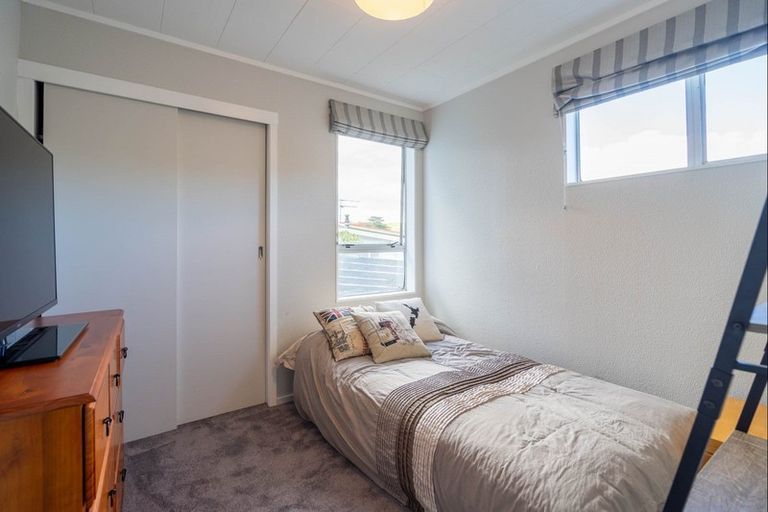 Photo of property in 5b Sea Vista Drive, Pukerua Bay, 5026