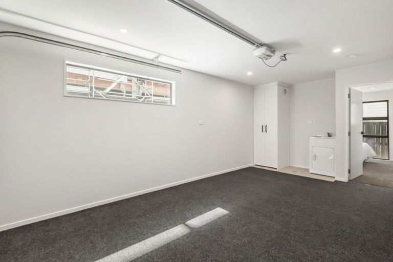 Photo of property in 2/1 Egremont Street, Belmont, Auckland, 0622