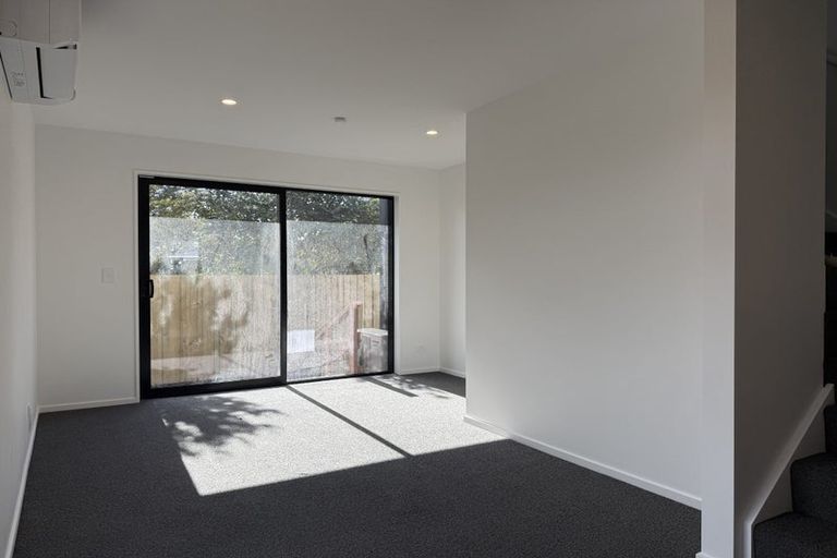 Photo of property in 1/102 Edinburgh Street, Pukekohe, 2120