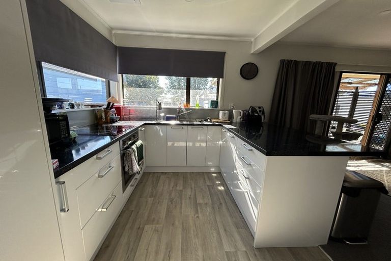 Photo of property in 8b Puriri Avenue, Te Puke, 3119