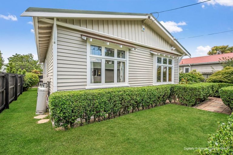 Photo of property in 130 Matsons Avenue, Papanui, Christchurch, 8053