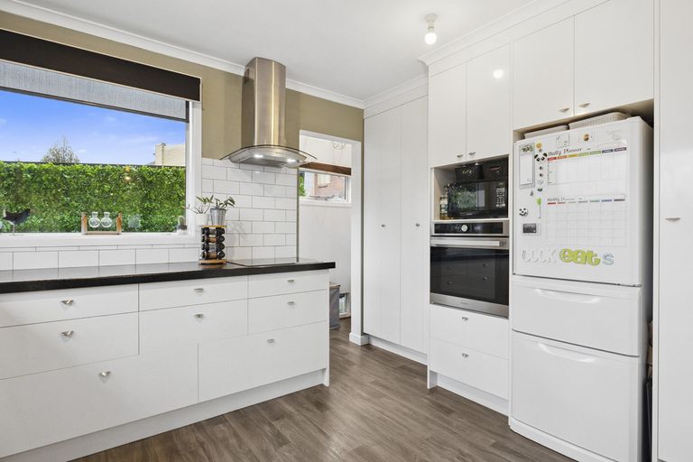 Photo of property in 6 Geddes Street, Green Island, Dunedin, 9018