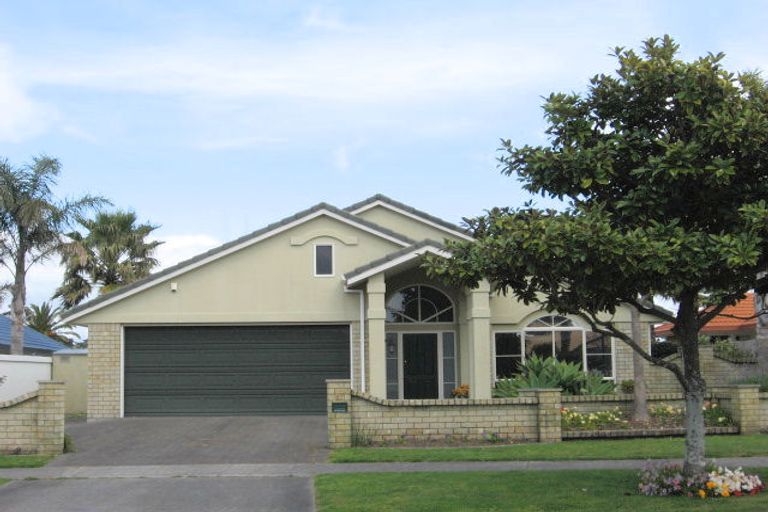 Photo of property in 22 Monterey Key, Papamoa Beach, Papamoa, 3118