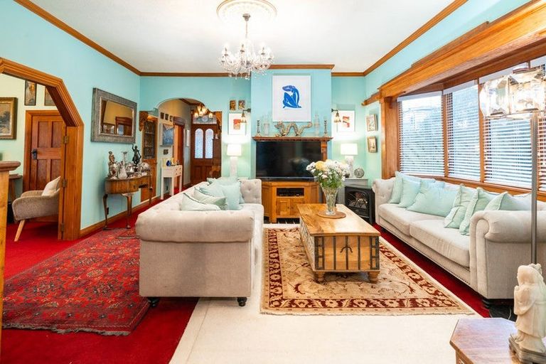 Photo of property in 30 Roxburgh Street, Mount Victoria, Wellington, 6011