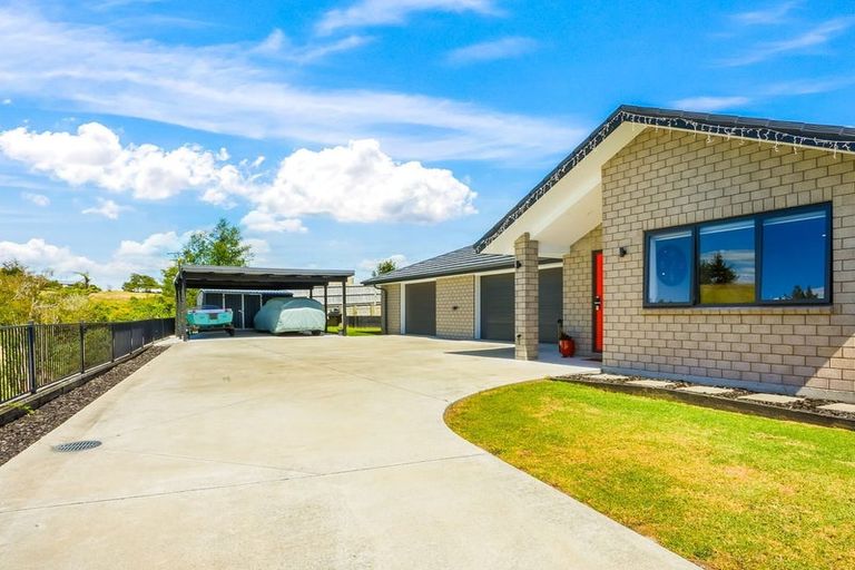 Photo of property in 19 Bragato Way, Te Kauwhata, 3710