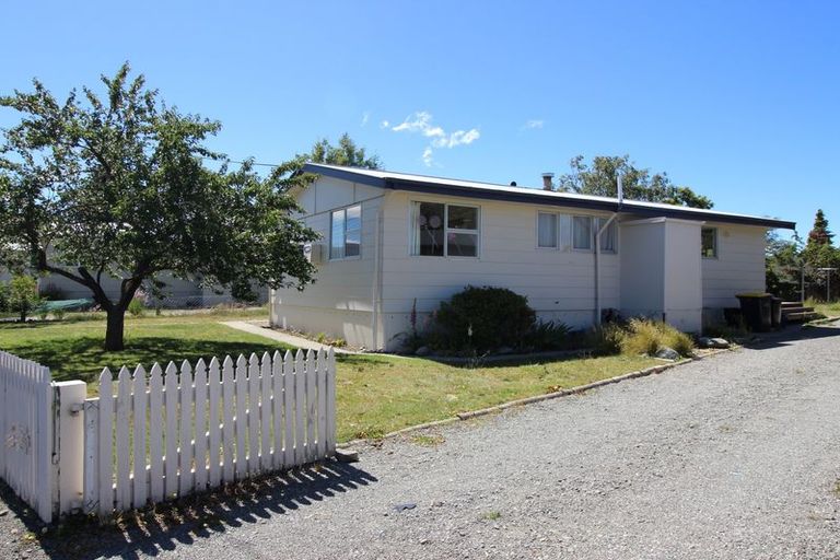 Photo of property in 21 Hopkins Road, Twizel, 7901