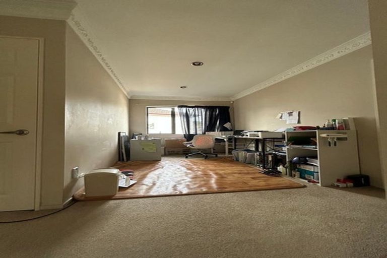 Photo of property in 38b Lyttelton Avenue, Forrest Hill, Auckland, 0620