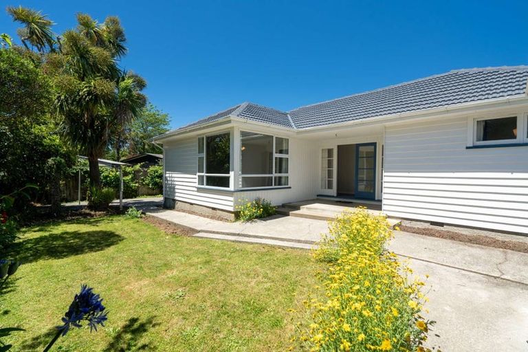 Photo of property in 17 Cavan Place, Mairehau, Christchurch, 8052