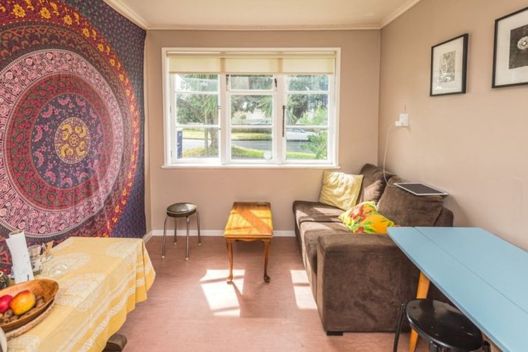 Photo of property in 73 Harper Street, Gonville, Whanganui, 4501