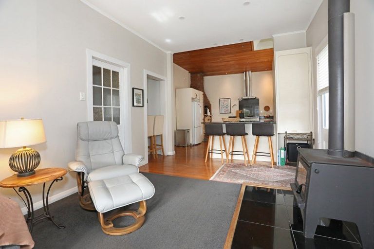 Photo of property in 55 Hawkestone Road, Marton, 4710