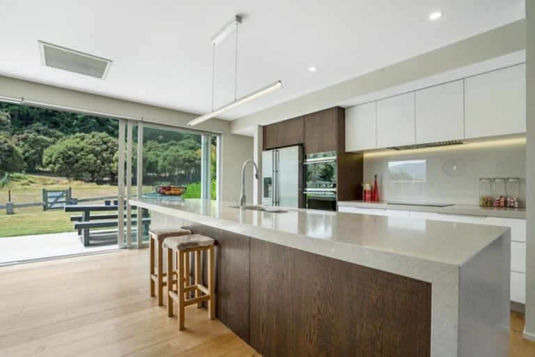 Photo of property in 12 Edgewood Place, Wanaka, 9305