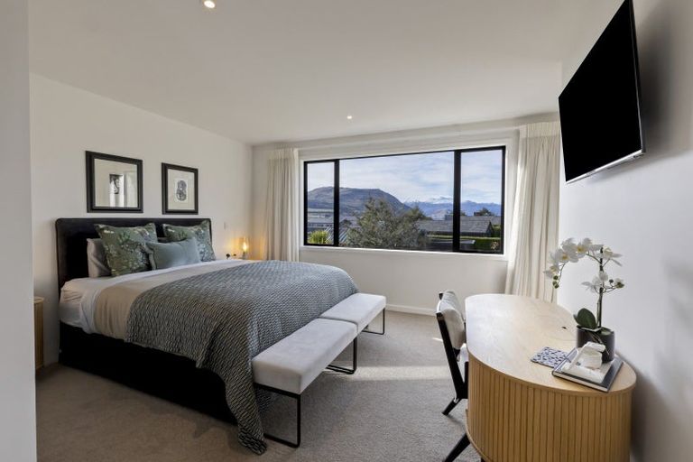 Photo of property in 37 Mcadam Drive, Jacks Point, Queenstown, 9371
