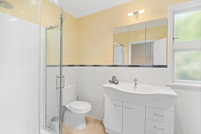 Photo of property in 7a Russell Street, Picton, 7220