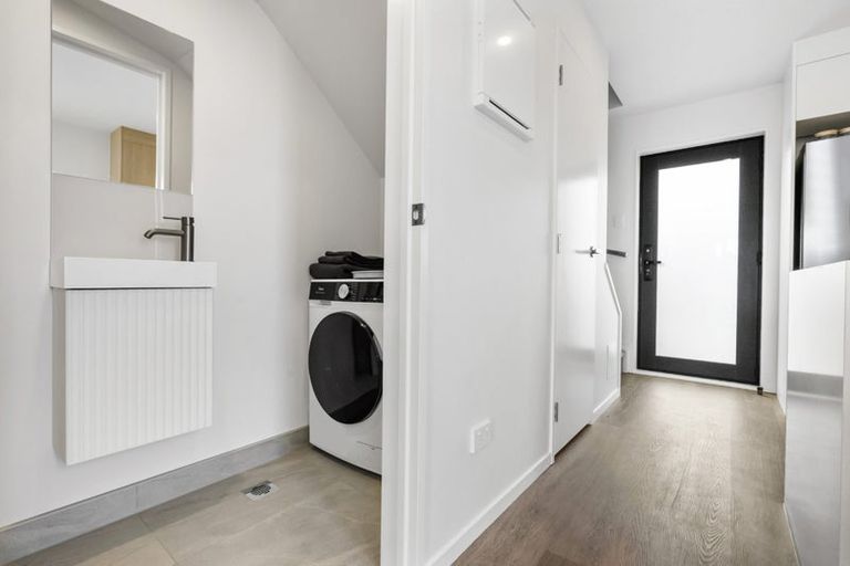 Photo of property in 11/10 Ngaroma House Drive, Hobsonville, Auckland, 0616