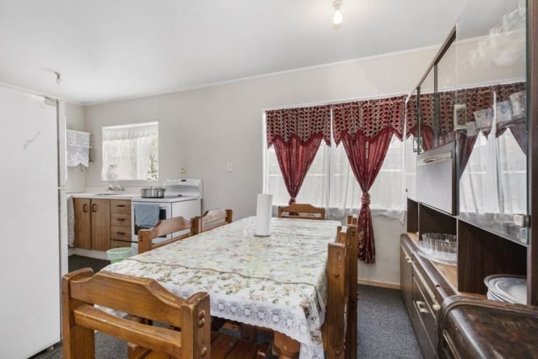 Photo of property in 1/157 Te Irirangi Drive, Flat Bush, Auckland, 2019