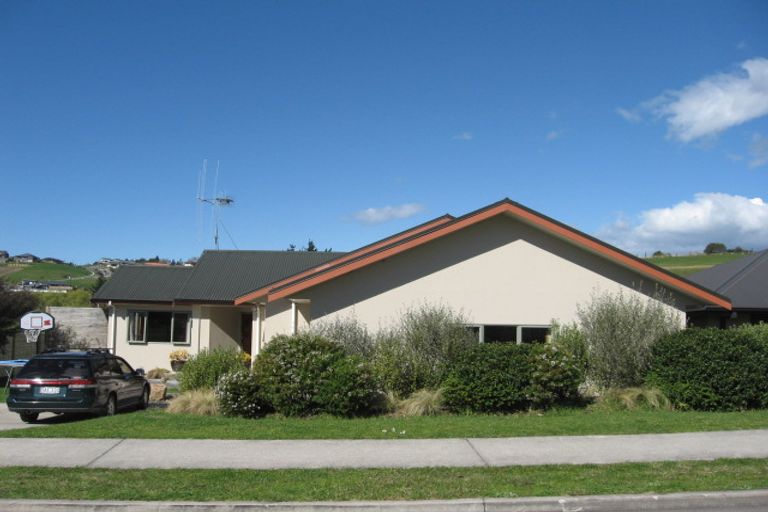 Photo of property in 8 Mamaku Rise, Welcome Bay, Tauranga, 3112