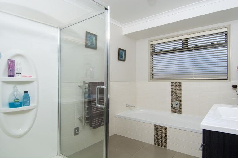 Photo of property in 8 Ibis Way, Welcome Bay, Tauranga, 3112