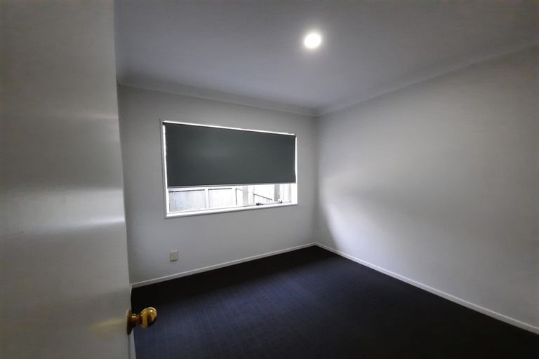 Photo of property in 2 Tullis Place, Burswood, Auckland, 2013