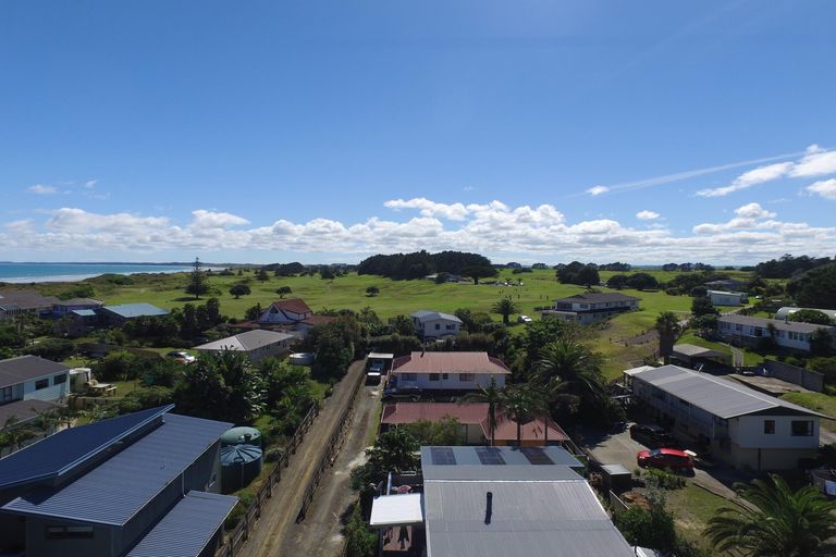 Photo of property in 20 Kaka Street, Ahipara, Kaitaia, 0481