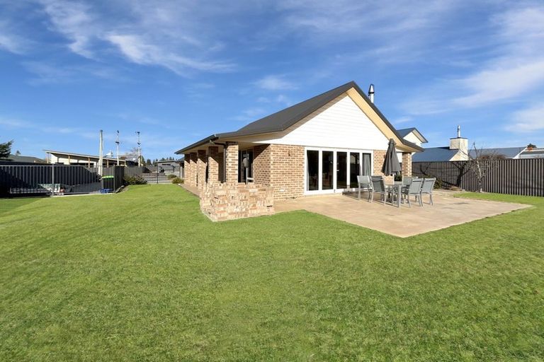 Photo of property in 77 Totara Drive, Twizel, 7901