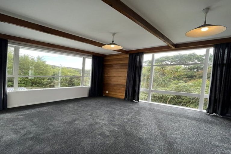 Photo of property in 75 Chamberlain Road, Karori, Wellington, 6012