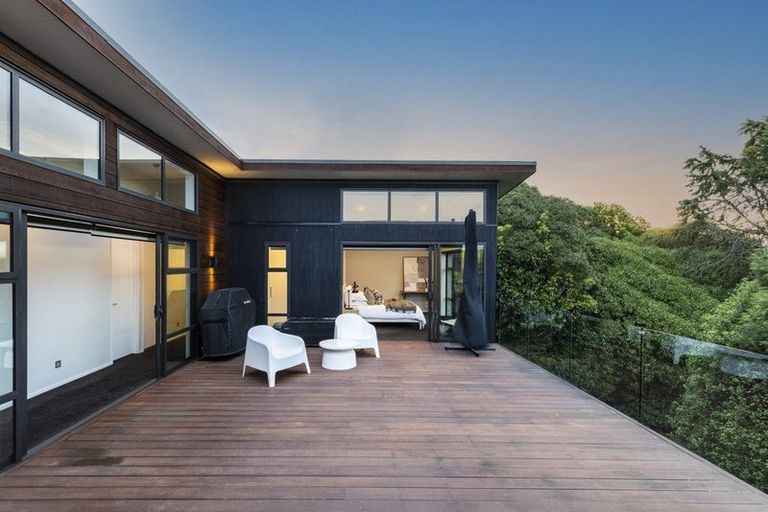 Photo of property in 1 Quarry Hill Terrace, Kennedys Bush, Christchurch, 8025