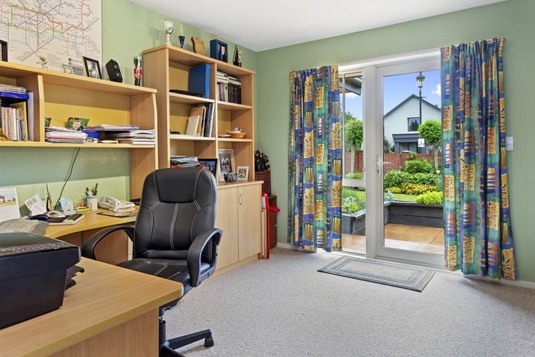 Photo of property in 43 Belgrave Drive, Rangiora, 7400