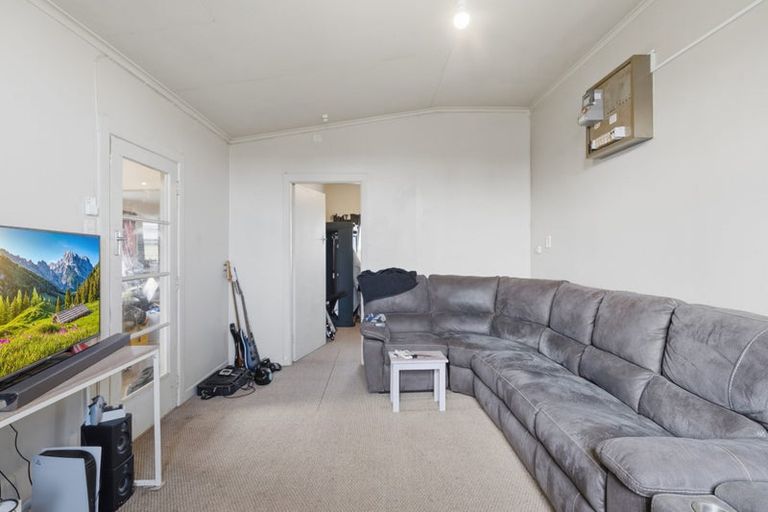 Photo of property in 64 Tramway Road, Strathern, Invercargill, 9812