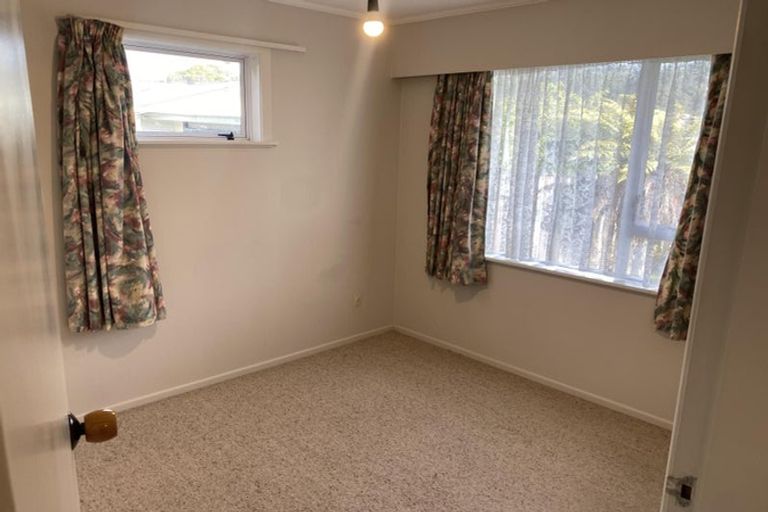 Photo of property in 11 Momona Street, Wainuiomata, Lower Hutt, 5014