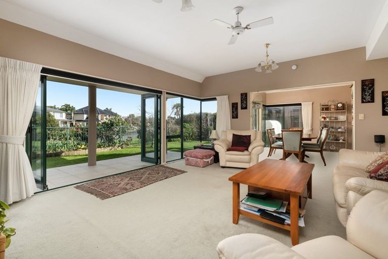 Photo of property in 15 Santorini Key, Papamoa Beach, Papamoa, 3118