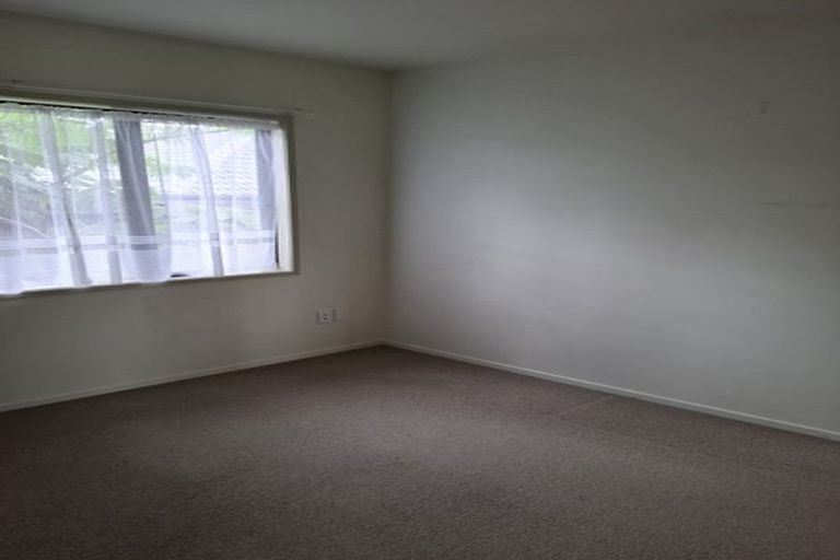 Photo of property in 7a Abel Tasman Avenue, Henderson, Auckland, 0610