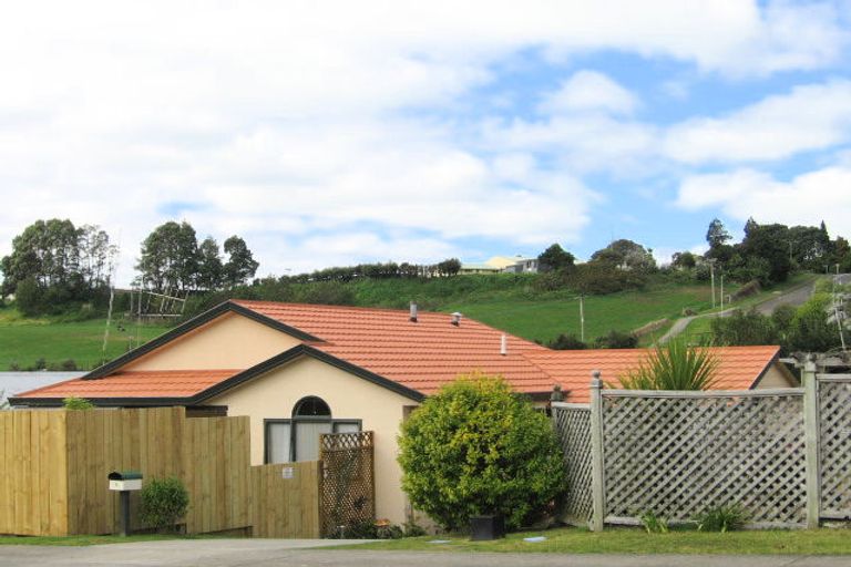 Photo of property in 5 Sunvale Place, Gate Pa, Tauranga, 3112
