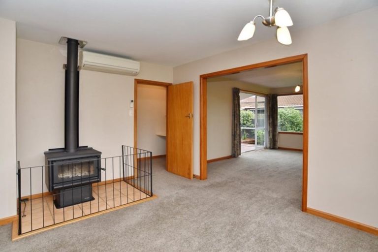 Photo of property in 49 Ashgrove Street, Rangiora, 7400