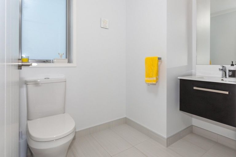 Photo of property in 105b Mooloo Crescent, Whangamata, 3620