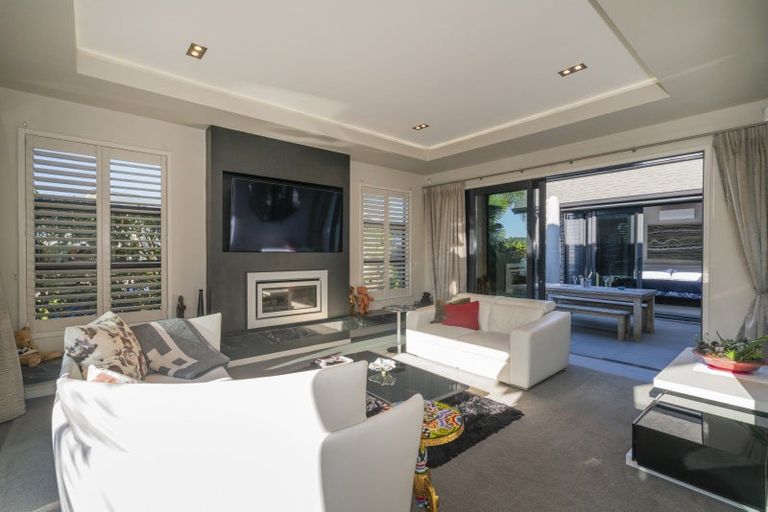 Photo of property in 8 Sara Way, Whitianga, 3510