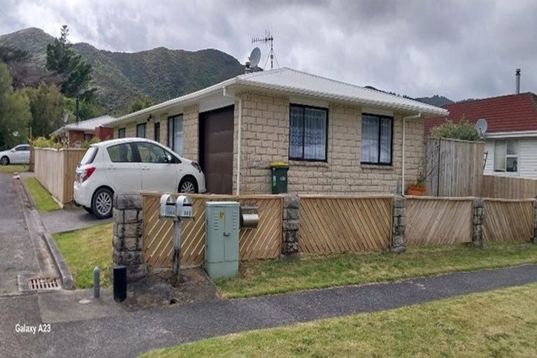 Photo of property in 340 Wellington Road, Wainuiomata, Lower Hutt, 5014