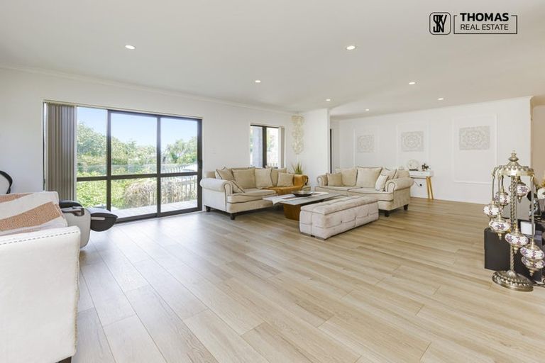 Photo of property in 38a Vireya Court, Goodwood Heights, Auckland, 2105