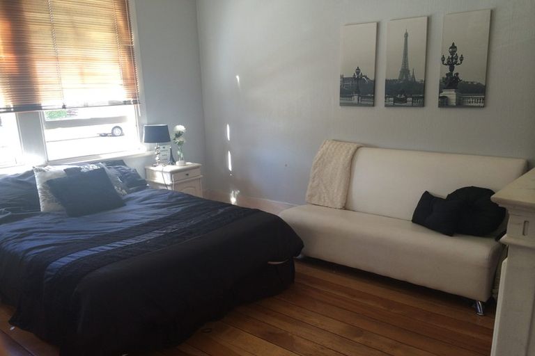 Photo of property in 1 Lomond Street, Takapuna, Auckland, 0622