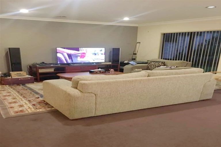 Photo of property in 26 Kensway Drive, Flat Bush, Auckland, 2016