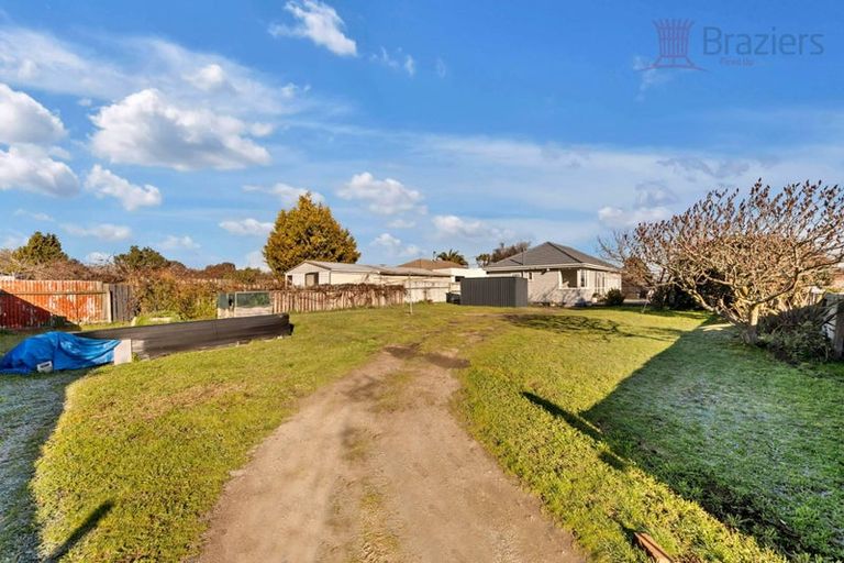 Photo of property in 17 Kearneys Road, Linwood, Christchurch, 8062