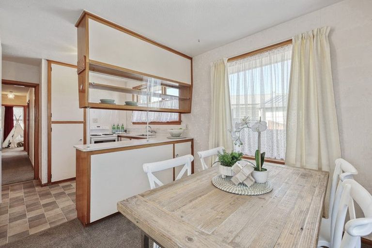 Photo of property in 10 Palmer Street, Rangiora, 7400