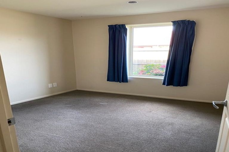 Photo of property in 37 Awatea Gardens, Wigram, Christchurch, 8042