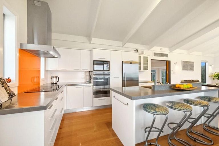 Photo of property in 22a Whiteley Street, Moturoa, New Plymouth, 4310