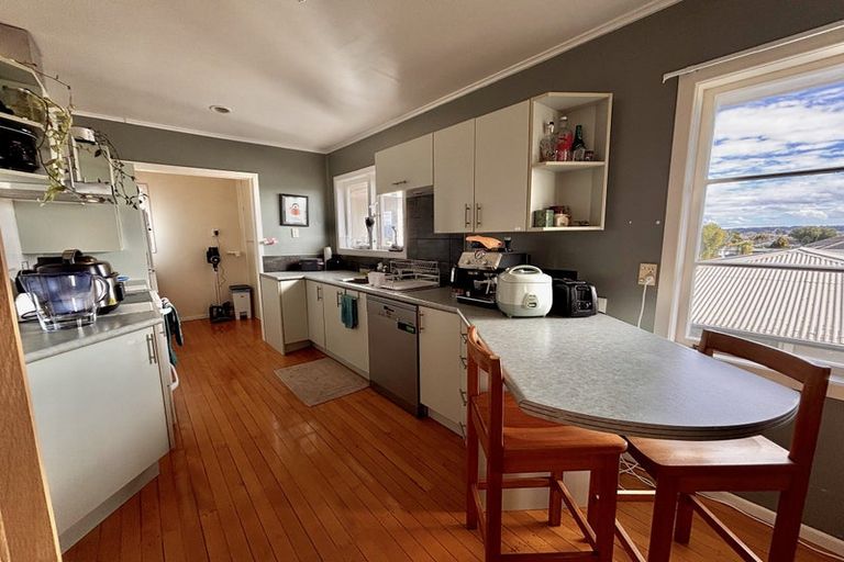 Photo of property in 40 Strid Road, Te Atatu South, Auckland, 0610