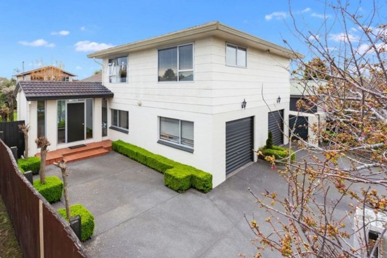 Photo of property in 14 Brogar Place, Casebrook, Christchurch, 8051