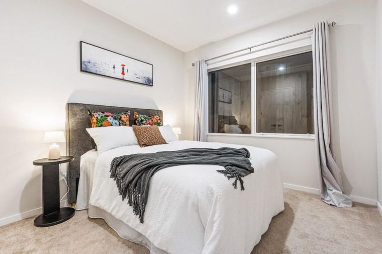 Photo of property in 8 Konoba Avenue, Kumeu, 0810