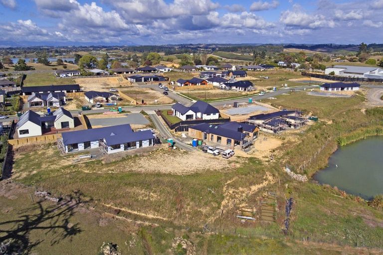 Photo of property in 56 Les Wakefield Road, Mapua, 7005