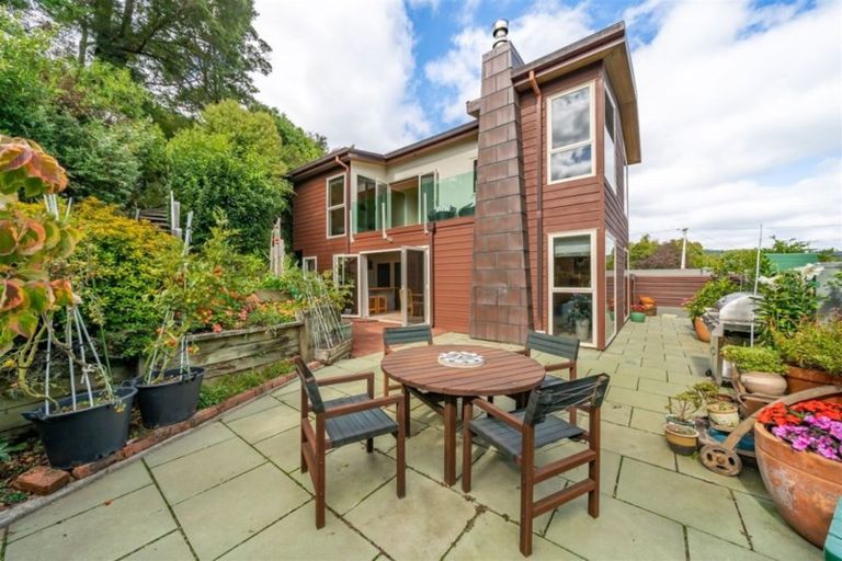 Photo of property in 76 Heretaunga Square, Silverstream, Upper Hutt, 5019