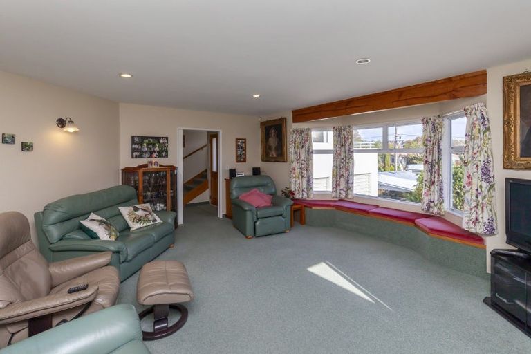 Photo of property in 6b Wharemauku Road, Raumati Beach, Paraparaumu, 5032